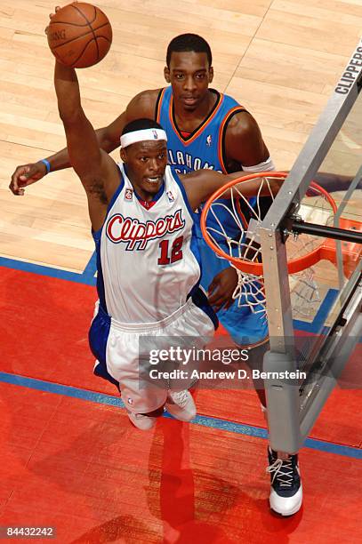 Al Thornton of the Los Angeles Clippers goes up for a dunk during a game against the Oklahoma City Thunder at Staples Center on January 23, 2009 in...