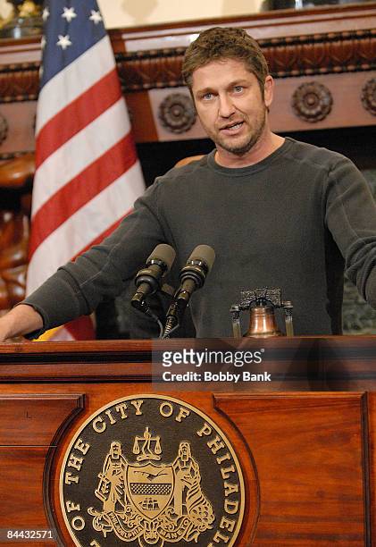 Actor Gerard Butler attends a welcoming of the cast of "Law Abiding Citizen" at the Mayor's Office reception room in City Hall on January 23, 2009 in...