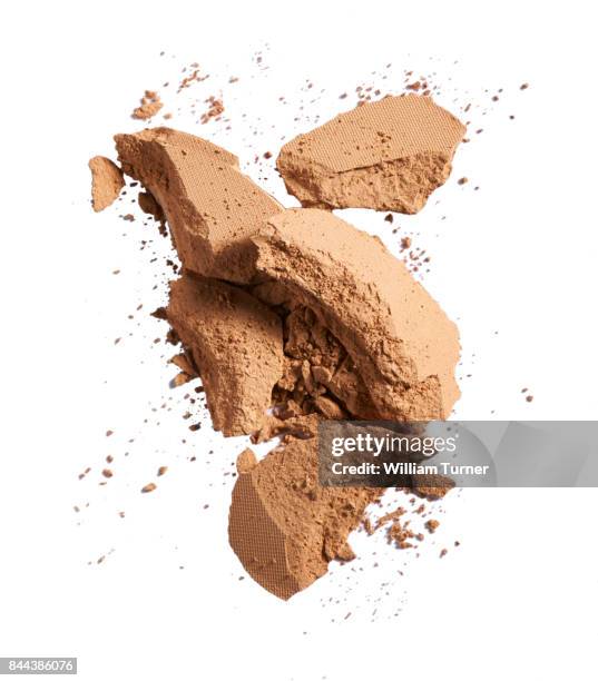 a beauty cut out image of a crushed or broken sample of  make up powder - william turner london stock-fotos und bilder