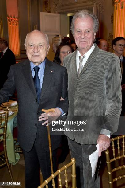 Pierre Berge et Jacques Grange attend the Dinner of the "Societe des Amis des Musees d'Orsay et de l'Orangerie" on April 04, 2016 in Paris, France.