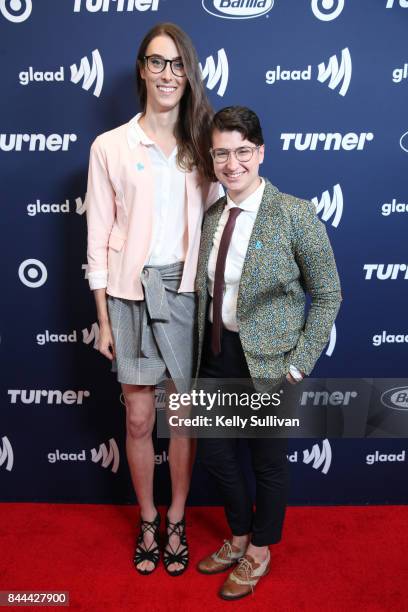Lindsay Riley Mark 176 Lindsay Riley Photos & High Res Pictures - Getty Images