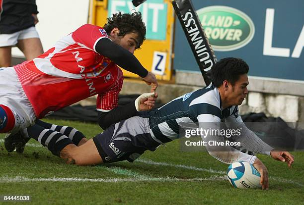 David Lemi of Bristol scores a try during the European Challenge Cup match between and Montpellier at the Memorial Stadium on January 25, 2009 in...