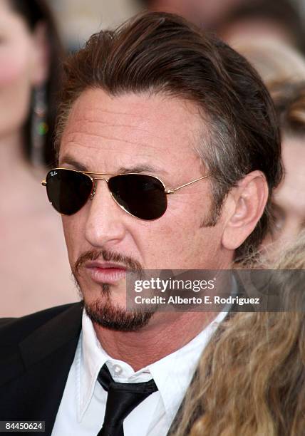 Actor Sean Penn arrives at the 15th Annual Screen Actors Guild Awards held at the Shrine Auditorium on January 25, 2009 in Los Angeles, California.