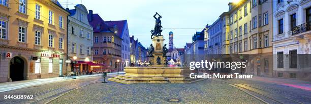 hercules fountain - historic district stock-fotos und bilder