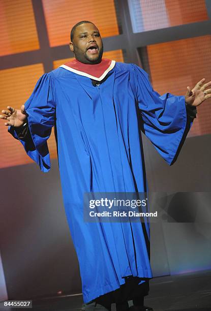 Anthony Anderson hosts the 17th Annual Trumpet Awards at the Cobb Energy Performing Arts Centre on January 25, 2009 in Atlanta, Georgia.