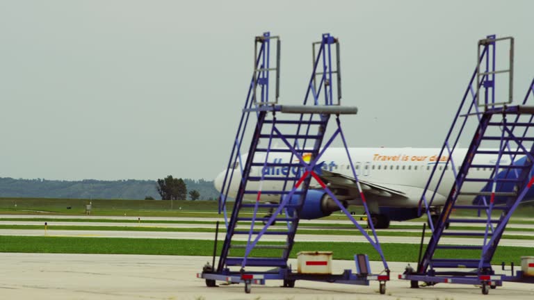 Runway Ramp 334 Runway Stairs Stock Videos, Footage, & 4K Video Clips - Getty Images