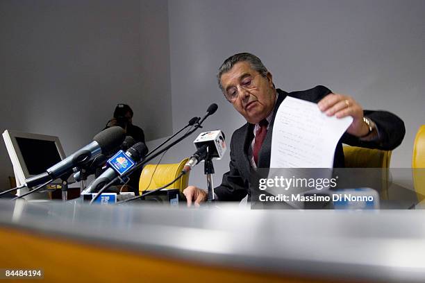 Italian financier Carlo De Benedetti during a press conference on January 26, 2009 in Milan, Italy. De Benedetti, who owns Gruppo Editoriale...