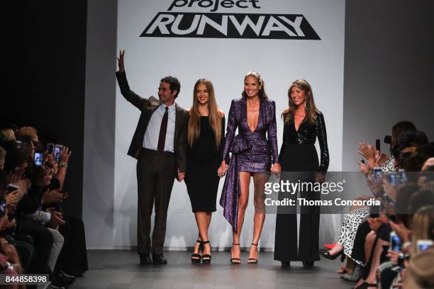 Zac Posen, Jesica Alba, Heidi Klum, and Nina Garcia greet the audience during the Project Runway Fashion Show at Gallery 1, Skylight Clarkson Sq on...