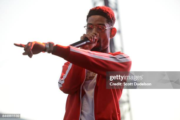 Rapper Pnb Rock Photos and Premium High Res Pictures - Getty Images