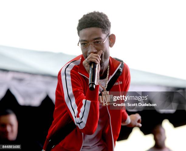 Pnb Da Rapper Rapper Pnb Rock Photos and Premium High Res Pictures - Getty Images