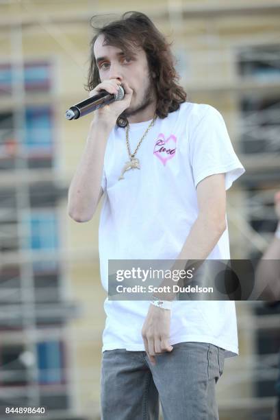 Pouya Rug Rapper Pouya Photos and Premium High Res Pictures - Getty Images