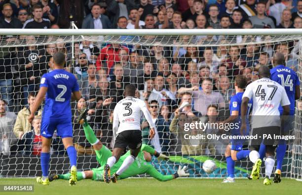 Fulham's Ryan Sessegnon scores his side's first goal of the game during the Sky Bet Championship match at Craven Cottage, London.
