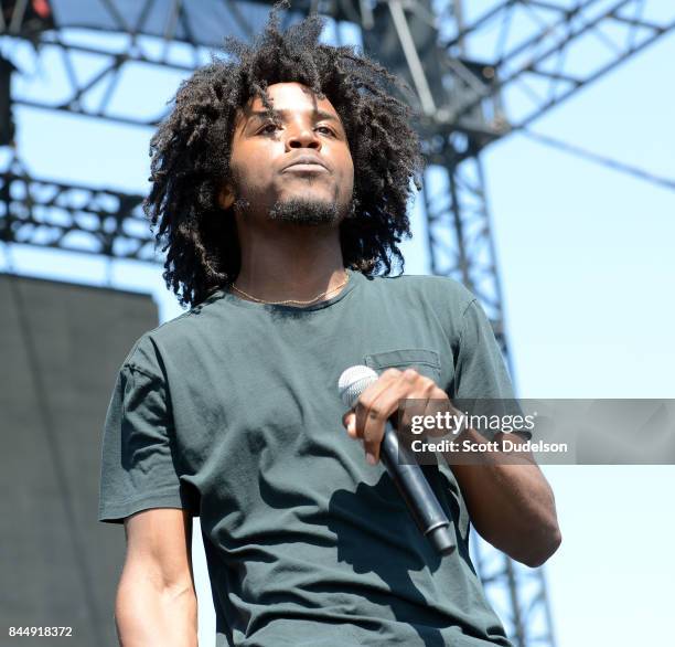 Dewayne Gates Rapper Wayne Jackson (Musician) Photos and Premium High Res Pictures - Getty ...