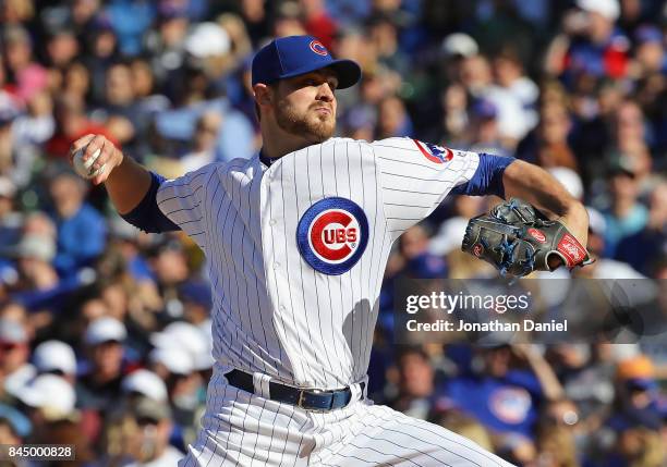 Justin Grimm of the Chicago Cubs pitches in the 3rd inning against the Milwaukee Brewers at Wrigley Field on September 9, 2017 in Chicago, Illinois.