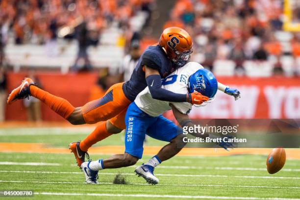 Jordan Martin of the Syracuse Orange breaks up a pass intended for Ty Lee of the Middle Tennessee Blue Raiders during the second quarter on September...