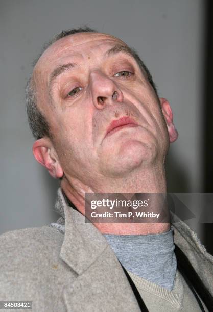 Arthur Smith arrives at The Critics' Theatre Awards at the Prince of Wales Theatre on January 27, 2009 in London, England.