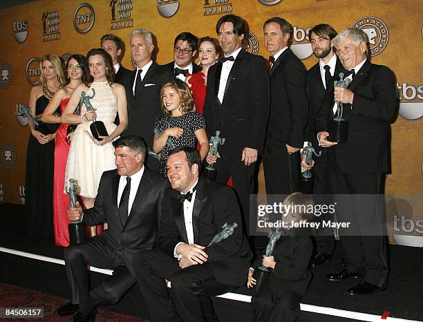 The cast of Mad Men : January Jones, Alison Brie, Aaron Staton, Elisabeth Moss, John Slattery, Mark Moses, Rich Sommer, Christina Hendricks, Jon...