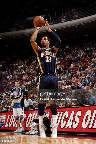 Danny Granger of the Indiana Pacers shoots against the Orlando Magic during the game on January 27, 2009 at Amway Arena in Orlando, Florida. NOTE TO...