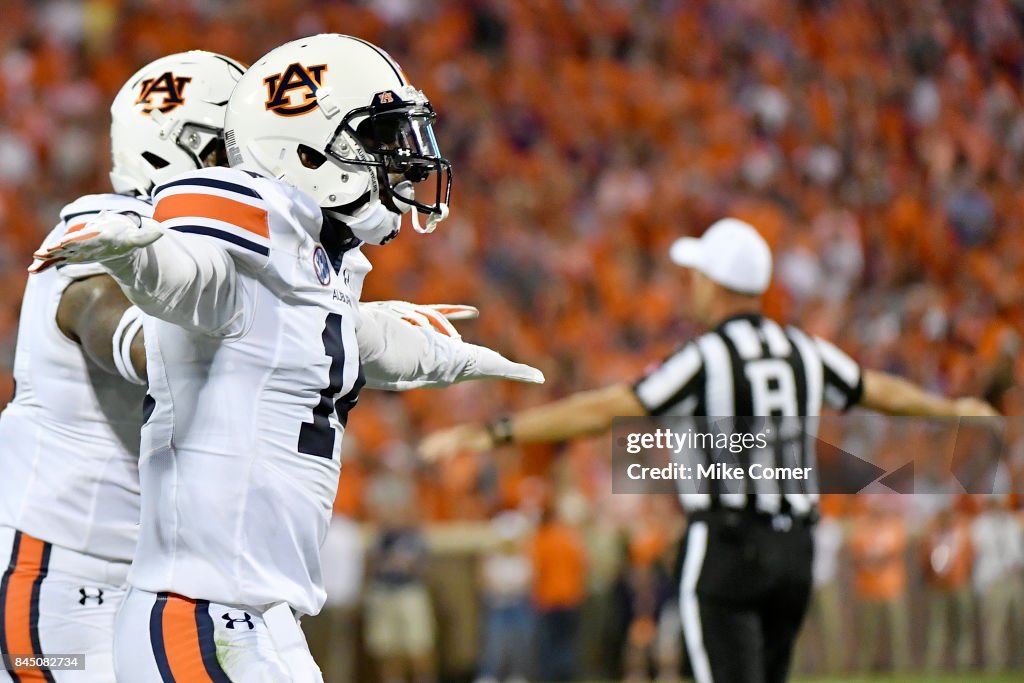 Auburn v Clemson