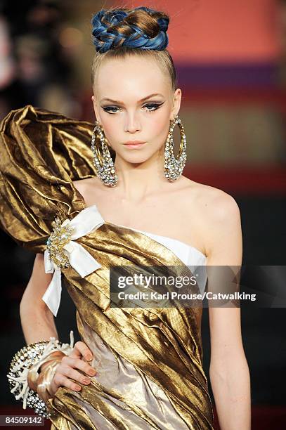 Model walks the runway at the Christian Lacroix fashion show during Paris Fashion Week Haute Couture Spring/Summer 2009 on January 27, 2009 in Paris,...