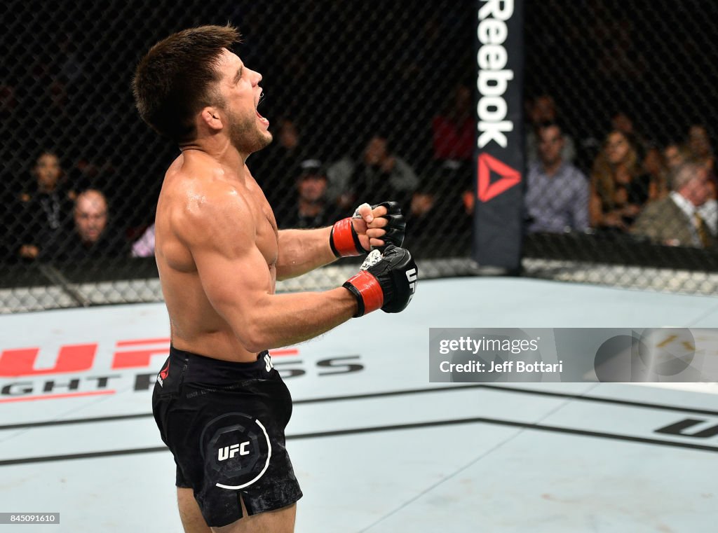 UFC 215: Cejudo v Reis