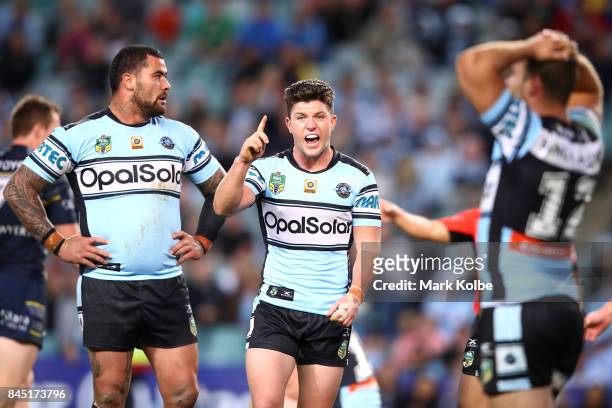 Chad Townsend of the Sharks shouts instructions to his team mates during the NRL Elimination Final match between the Cronulla Sharks and the North...