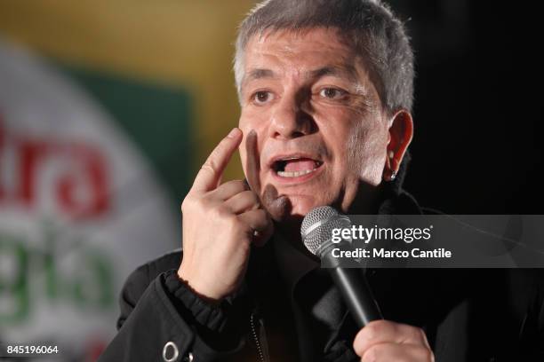 Nichi Vendola during a convention for political movement Sinistra Ecologia e Libertà.