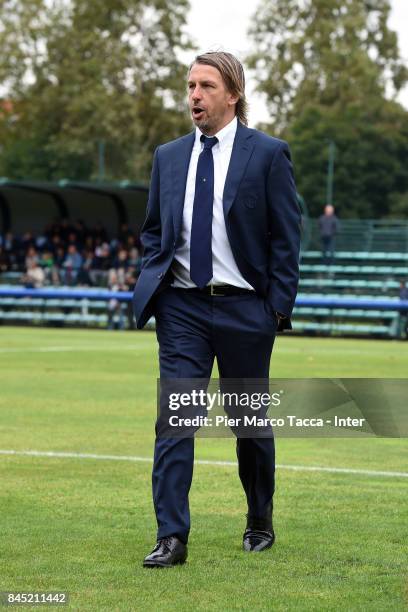 Head Coach of FC Internazionale U19, Stefano Vecchi looks during the Serie A Primavera match between FC Internazionale U19 and Udinese Calcio U19 at...