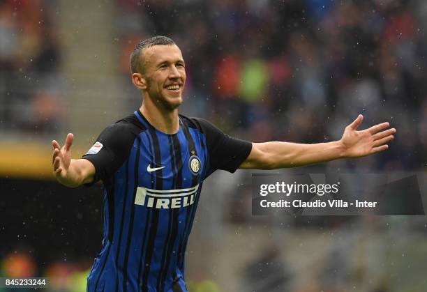 Ivan Perisic of FC Internazionale celebrates after scoring the second goal during the Serie A match between FC Internazionale and Spal at Stadio...