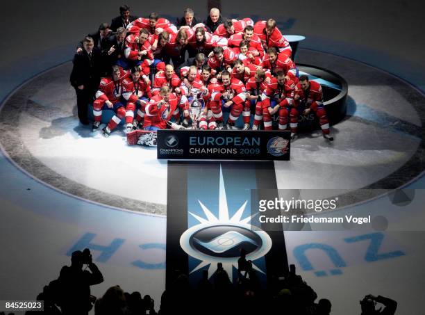 The team of Zurich celebrates after winning the IIHF Champions League final between ZSC Lions Zurich and Metallurg Magnitogorsk at the Diners Club...