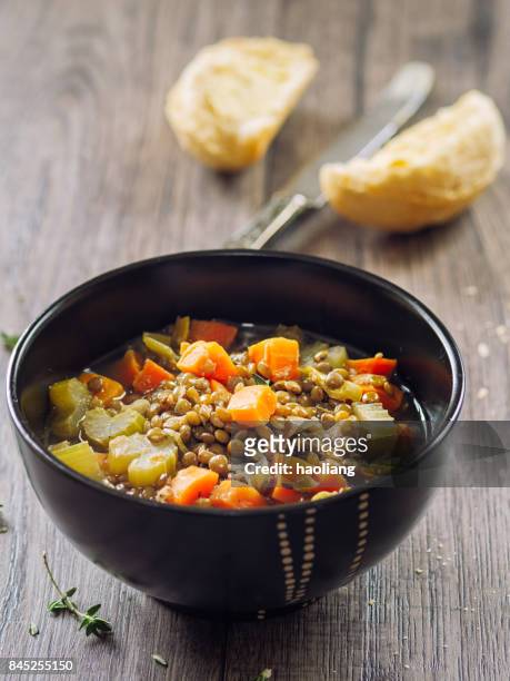 healthy lentil soup - green lentil stock pictures, royalty-free photos & images