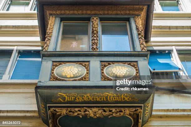 zur goldenen traube, zurich, switzerland - traube 個照片��及圖片檔