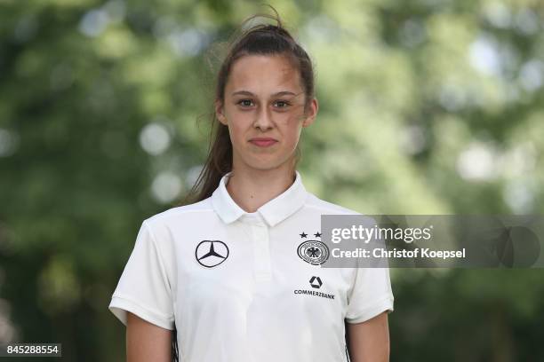 63 Gianna Rackow Stock Photos, High-Res Pictures, and Images - Getty Images