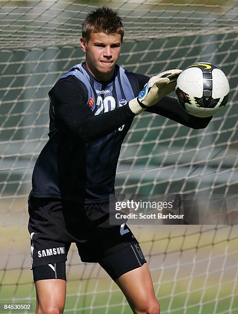 Mitchell Langerak in action during a Melbourne Victory training session on January 29, 2009 in Melbourne, Australia.