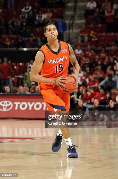 Sylven Landesberg of the Virginia Cavaliers passes the ball against the Maryland Terrapins at the Comcast Center on January 20, 2009 in College Park,...