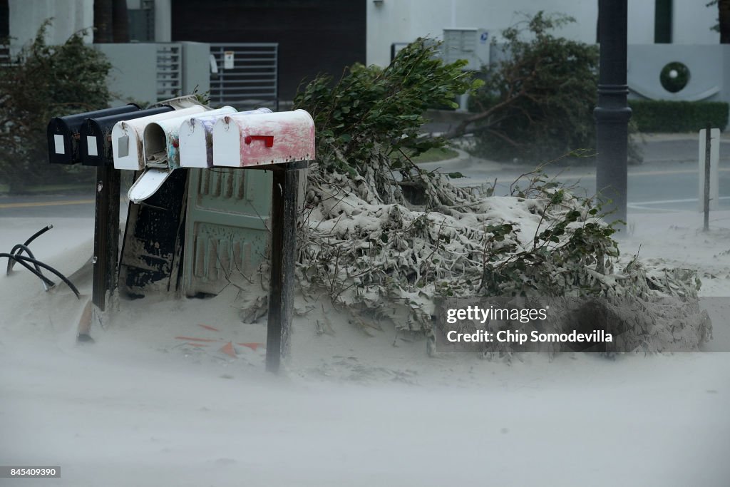 Powerful Hurricane Irma Slams Into Florida