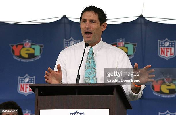 Hall of Fame quarterback Steve Young speaks as NFL Commissioner Roger Goodell announces a $1 million donation to the Tampa Bay YET Centers during a...