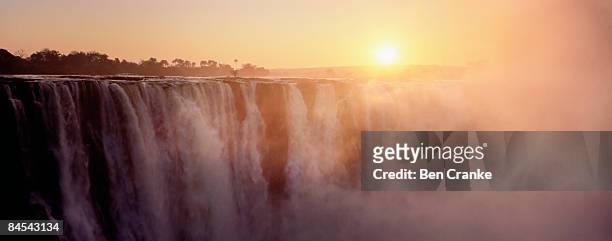 victoria falls, zimbabwe - victoria falls stock pictures, royalty-free photos & images