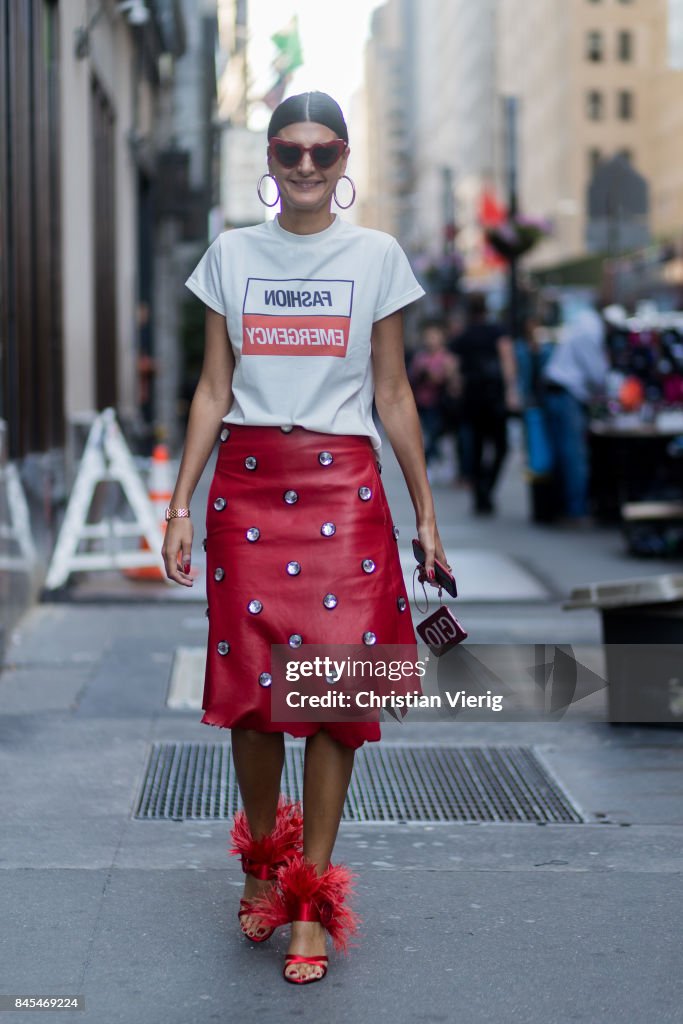 New York Fashion Week - Street Style - Day 4