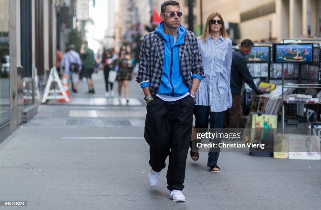 New York Fashion Week - Street Style - Day 4