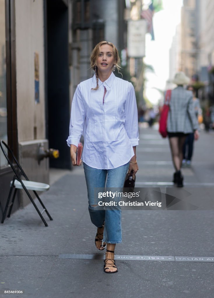 New York Fashion Week - Street Style - Day 4