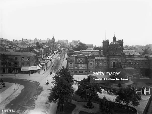 View over Parliament Street and the Royal Baths in Harrogate, Yorkshire, circa 1900.