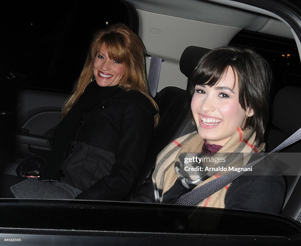 Candids: January 30, 2009