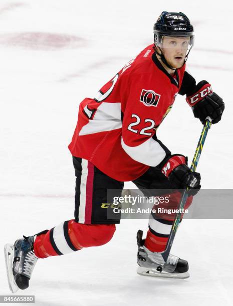 Erik Condra of the Ottawa Senators plays in the game against the Philadelphia Flyers at Canadian Tire Centre on March 15, 2015 in Ottawa, Ontario,...