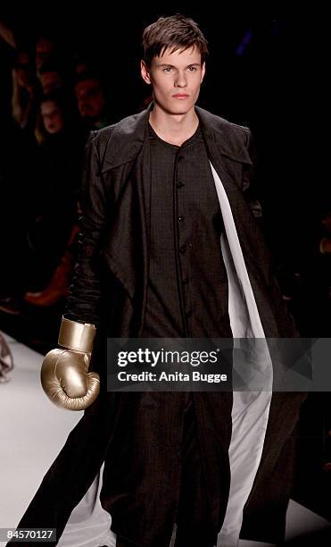 Model walks the runway at the Kilian Kerner fashion show during the autmn/winter 2009/10 Mercedes Benz Fashion week on January 29, 2009 in Berlin,...