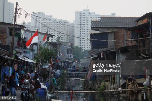 Daily life in one of Jakarta's slums area in North Jakarta on September 10, 2017. Indonesian Central Bureau of Statistics reported, the level of...