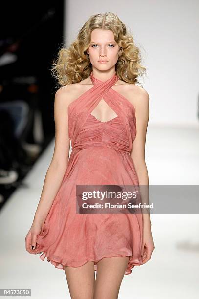 Model Toni Garrn walks down the runway at 'Kilian Kerner Fashion Show' during the Mercedes Benz Fashion Week A/W 2009 at Bebelplace on January 31,...