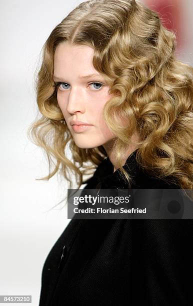 Model Toni Garrn walks down the runway at 'Kilian Kerner Fashion Show' during the Mercedes Benz Fashion Week A/W 2009 at Bebelplace on January 31,...