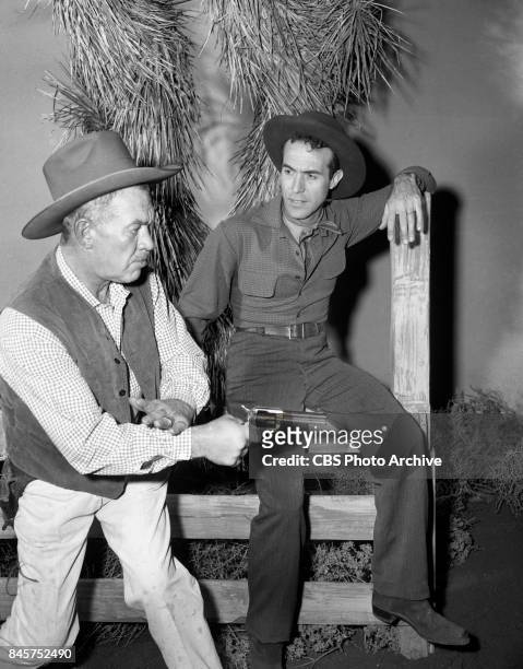 Television dramatic anthology series, Climax!, episode The Mojave Kid. Pictured from left is Ward Bond and Ricardo Montalban . January 10, 1955. Los...