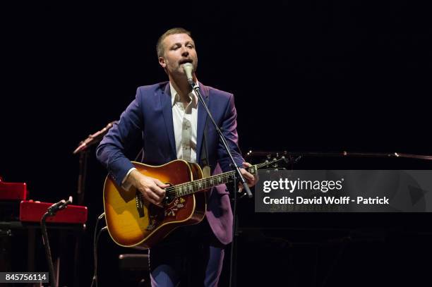 Paul Noonan from Bell X1 opens for Tori Amos at Le Grand Rex on September 11, 2017 in Paris, France.